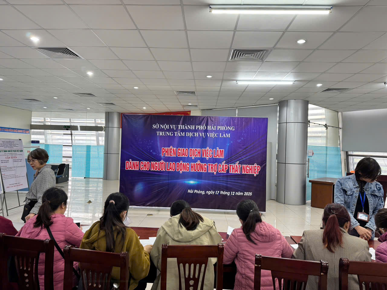 Phiên Giao dịch việc làm dành cho người lao động hưởng trợ cấp thất nghiệp.